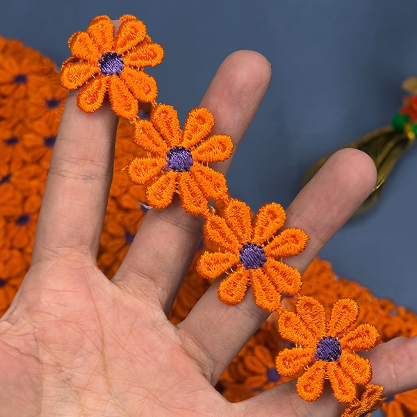 Renda Guipir Formato Flor 3 cm Laranja CH-0760