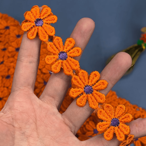 Renda Guipir Formato Flor 3 cm Laranja CH-0760